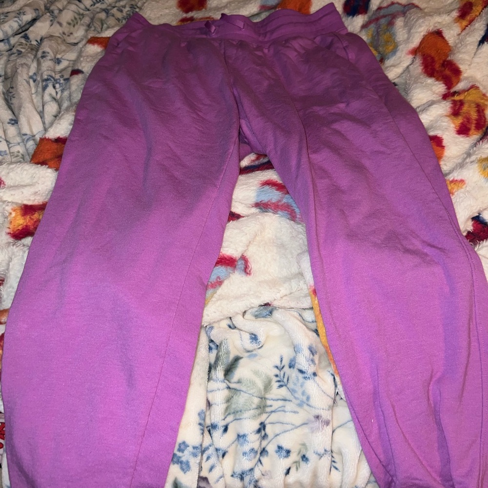 Wonen’s Purple Sweatpants